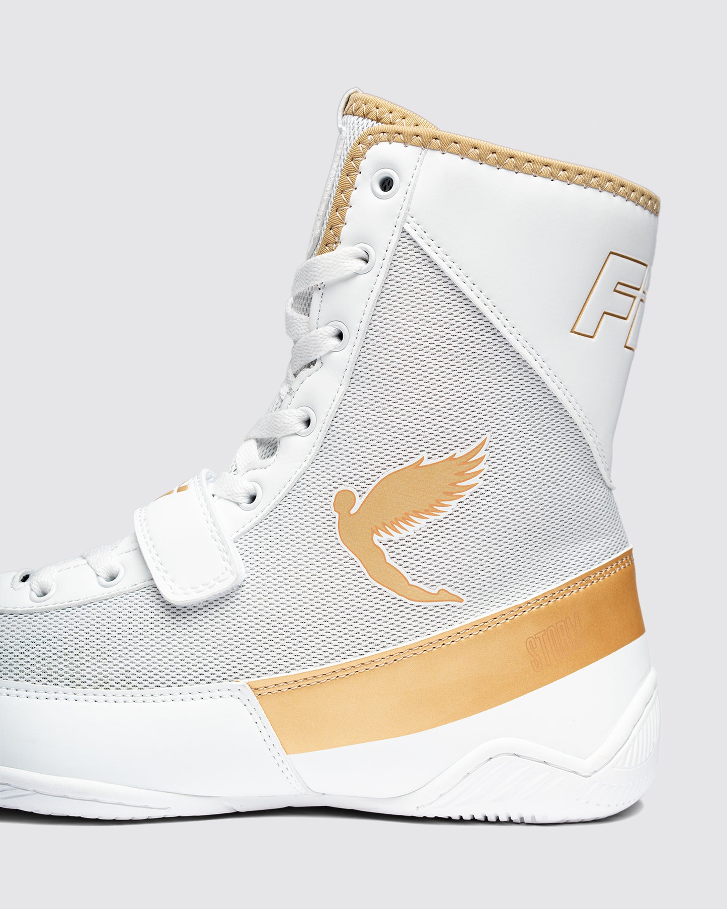 Storm 2 Boots White/Gold