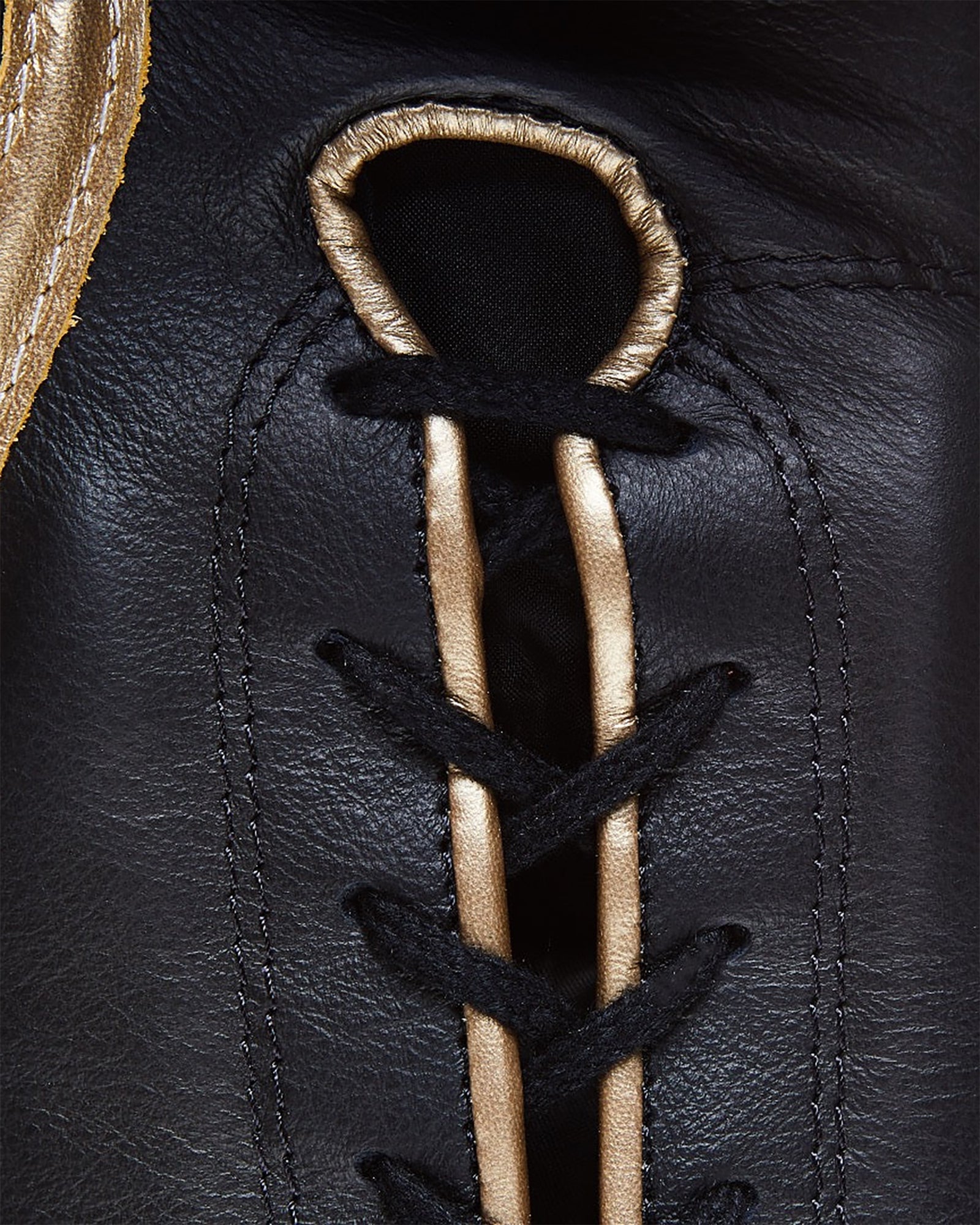 Superlace Gloves